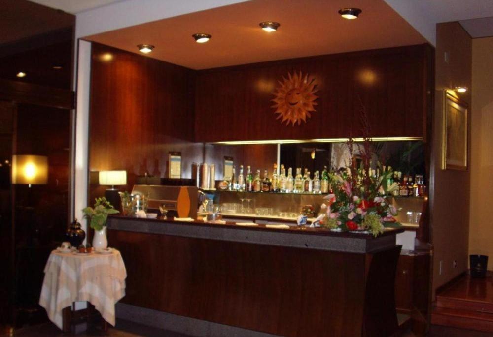 Hotel Astoria ปีเนโต ภายนอก รูปภาพ